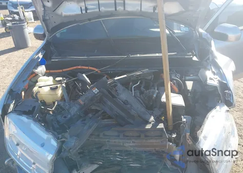 2022 Ford Maverick Xlt z USA, uszkodzony, nr VIN 3FTTW8E37NRA42251